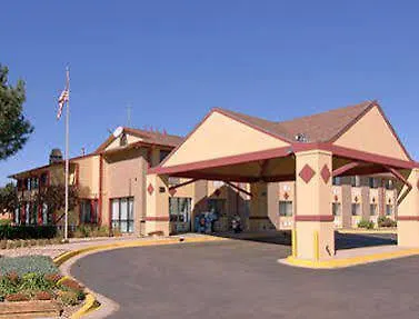 Hotel Super 8 By Wyndham Denver Stapleton