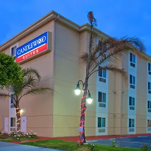 Hotel Candlewood Lax By Ihg **