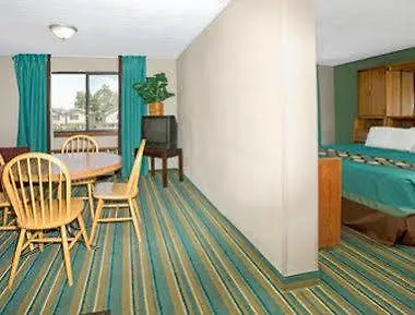 Super 8 By Wyndham Denver Stapleton 2*,  United States